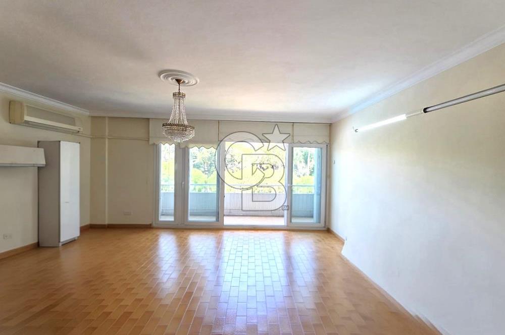 KARŞIYAKA ALAYBEY MERKEZ'DE İZBAN YAKINI KİRALIK 3+1 DAİRE....