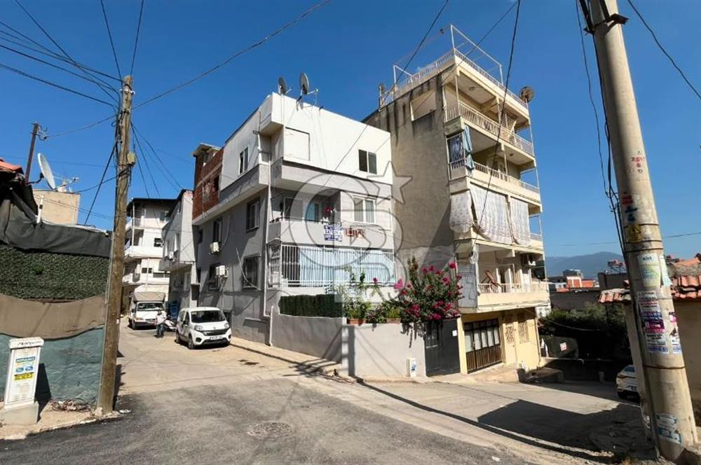 Bayraklı Muhittin Erener'de Full Tadilatlı Masrafsız 2+1 Daire