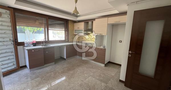 YALI MAHALLESİNDE DENİZ MANZARALI GENİŞ DUBLEKS DAİRE - 369222