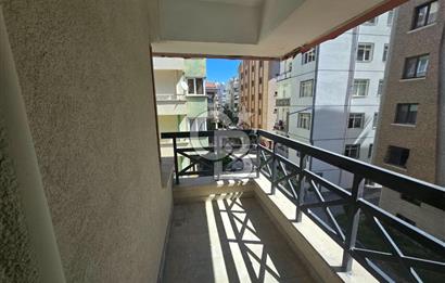 TURAN GÜNEŞ'E BİR BİNA ASANSÖRLÜ K.GARAJLI SATILIK 3+1DAİRE
