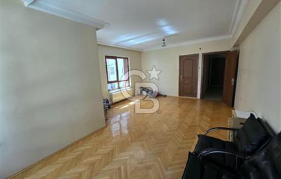 TURAN GÜNEŞ'E BİR BİNA ASANSÖRLÜ K.GARAJLI SATILIK 3+1DAİRE