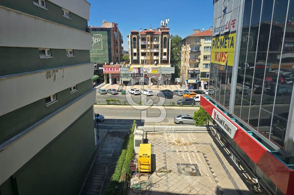 TURAN GÜNEŞ'E BİR BİNA ASANSÖRLÜ K.GARAJLI SATILIK 3+1DAİRE