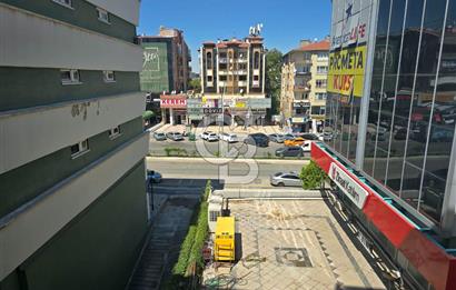 TURAN GÜNEŞ'E BİR BİNA ASANSÖRLÜ K.GARAJLI SATILIK 3+1DAİRE