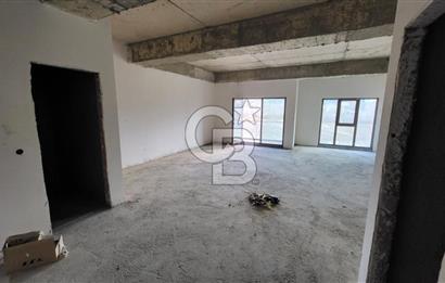 CB Envoy'dan Meditorium Sağlık Plazasında Doğa Manzaralı Ofis
