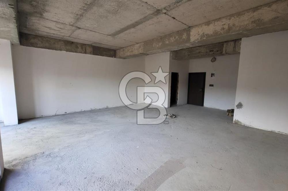 CB Envoy'dan Meditorium Sağlık Plazasında Doğa Manzaralı Ofis