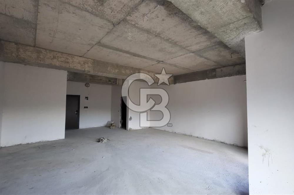 CB Envoy'dan Meditorium Sağlık Plazasında Doğa Manzaralı Ofis