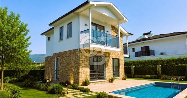 CB CLASS'TAN MUĞLA / TOPARLAR MAHALLESİNDE 3+1 LÜKS VİLLA - 369289