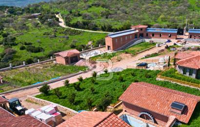 Çanakkale Assos Paşaköy'de Emsalsiz Satılık Eko-Turizm Tesisi