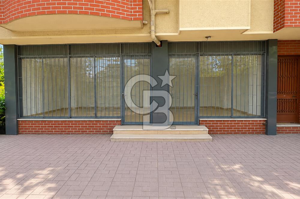 KIZILTOPRAK KOLEJ SOKAK'TA KÖŞE KONUMLU NET 165 M2 DEPOLU DÜKKAN