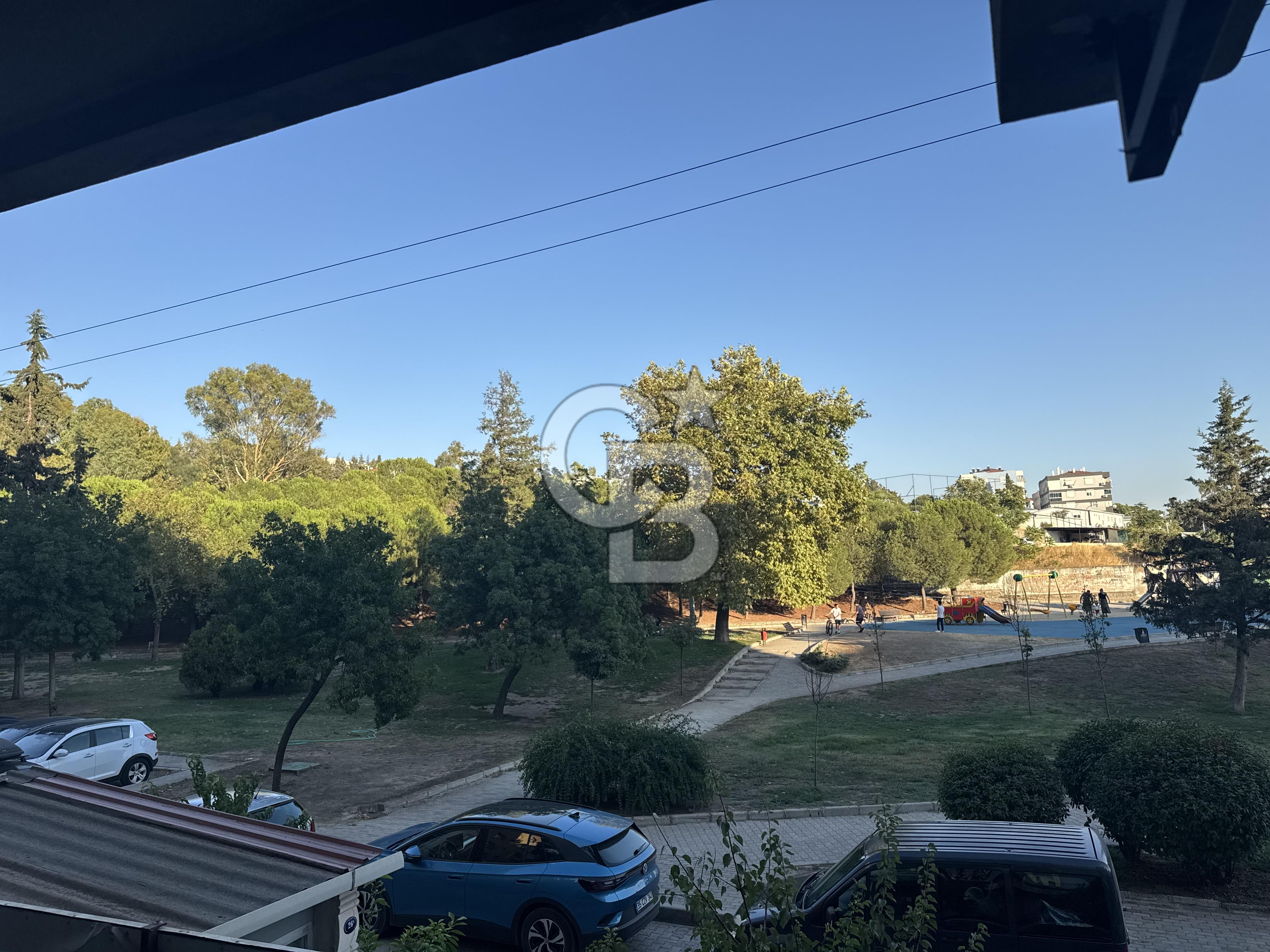 Buca Yaylacık'ta Satılık Park Manzaralı 3+1 Daire