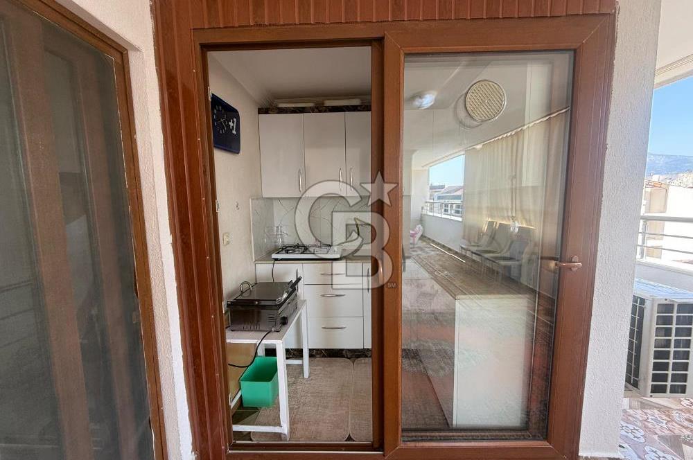 Yunusemre Muradiye Mah. Köşe Konumda 5+2 Satılık Dubleks Daire
