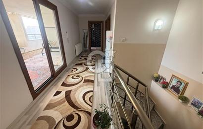 Yunusemre Muradiye Mah. Köşe Konumda 5+2 Satılık Dubleks Daire