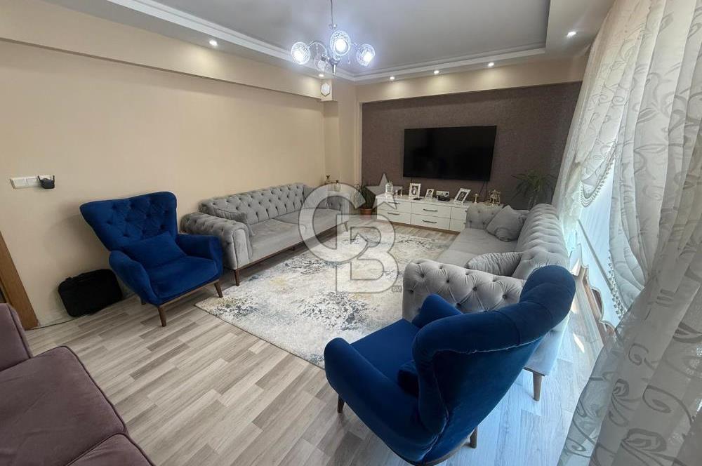 Yunusemre Muradiye Mah. Köşe Konumda 5+2 Satılık Dubleks Daire