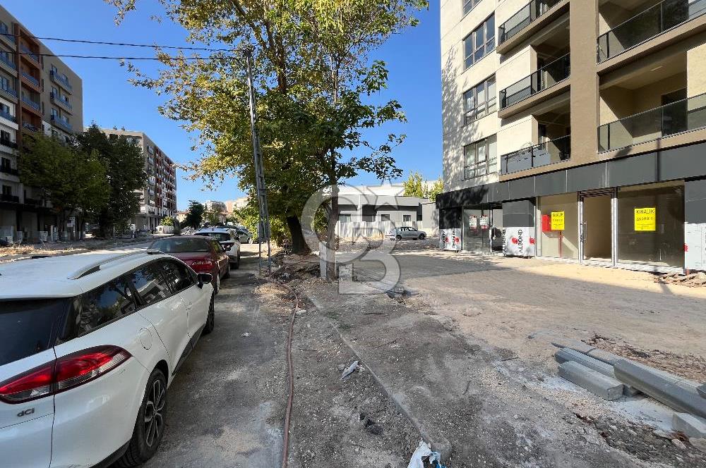 AKPINAR AKYÜKSELEN ZİRVE 1'DE HALAY CADDESİ CEPHELİ KİRALIK SIFIR DÜKKAN / MAĞAZA