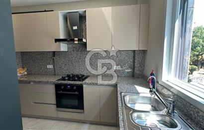 FENERYOLU , BAĞDAT CADDESİ ÜZERİ FULL EŞYALI LÜKS OFİS 175 M2