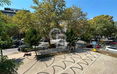 FENERYOLU , BAĞDAT CADDESİ ÜZERİ FULL EŞYALI LÜKS OFİS 175 M2