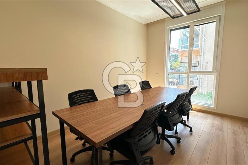 FENERYOLU , BAĞDAT CADDESİ ÜZERİ FULL EŞYALI LÜKS OFİS 175 M2