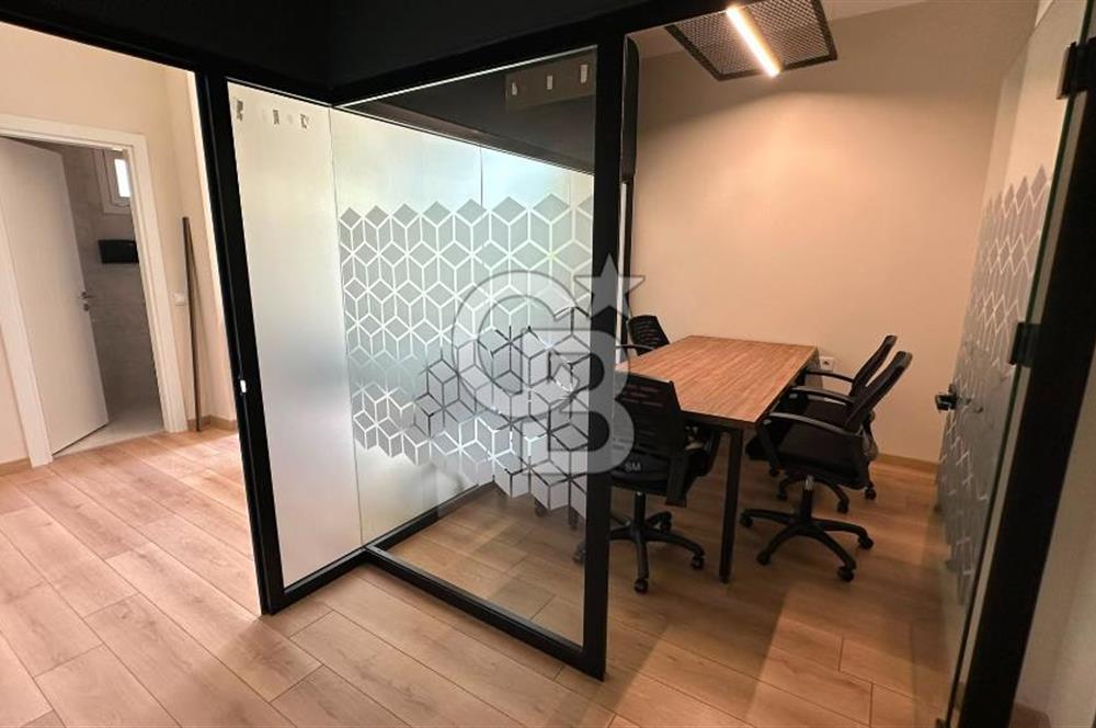 FENERYOLU , BAĞDAT CADDESİ ÜZERİ FULL EŞYALI LÜKS OFİS 175 M2