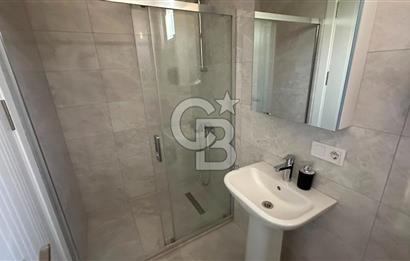 FENERYOLU , BAĞDAT CADDESİ ÜZERİ FULL EŞYALI LÜKS OFİS 175 M2