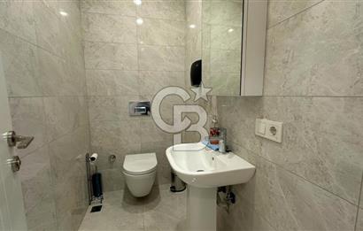 FENERYOLU , BAĞDAT CADDESİ ÜZERİ FULL EŞYALI LÜKS OFİS 175 M2