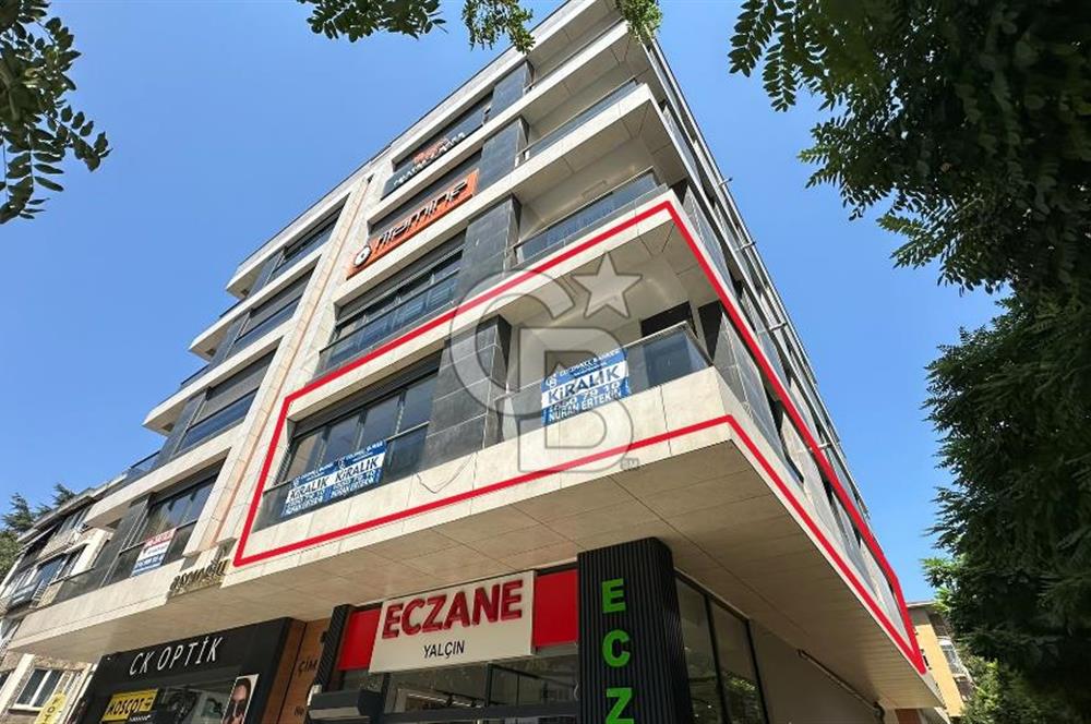 FENERYOLU , BAĞDAT CADDESİ ÜZERİ FULL EŞYALI LÜKS OFİS 175 M2