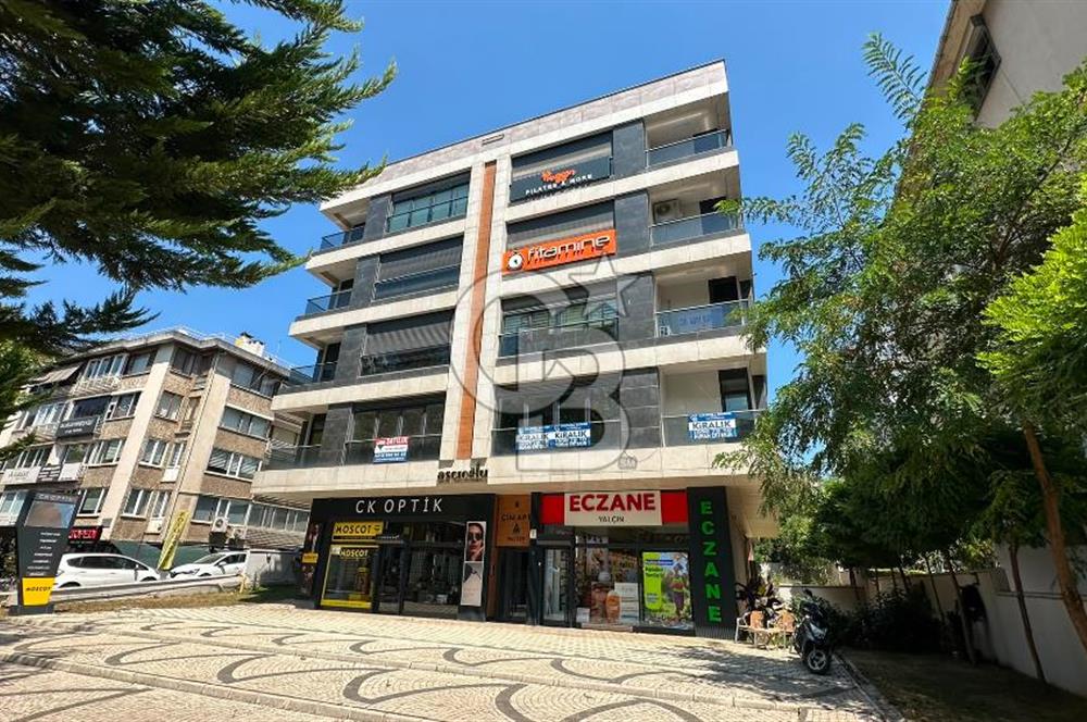 FENERYOLU , BAĞDAT CADDESİ ÜZERİ FULL EŞYALI LÜKS OFİS 175 M2