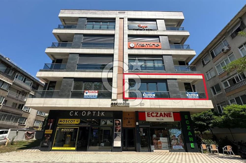 FENERYOLU , BAĞDAT CADDESİ ÜZERİ FULL EŞYALI LÜKS OFİS 175 M2