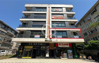 FENERYOLU , BAĞDAT CADDESİ ÜZERİ FULL EŞYALI LÜKS OFİS 175 M2