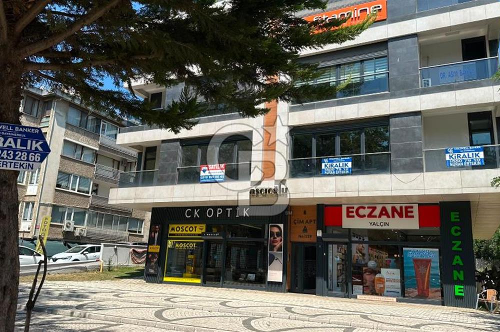 FENERYOLU , BAĞDAT CADDESİ ÜZERİ FULL EŞYALI LÜKS OFİS 175 M2