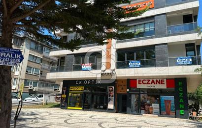 FENERYOLU , BAĞDAT CADDESİ ÜZERİ FULL EŞYALI LÜKS OFİS 175 M2