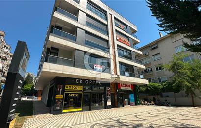 FENERYOLU , BAĞDAT CADDESİ ÜZERİ FULL EŞYALI LÜKS OFİS 175 M2
