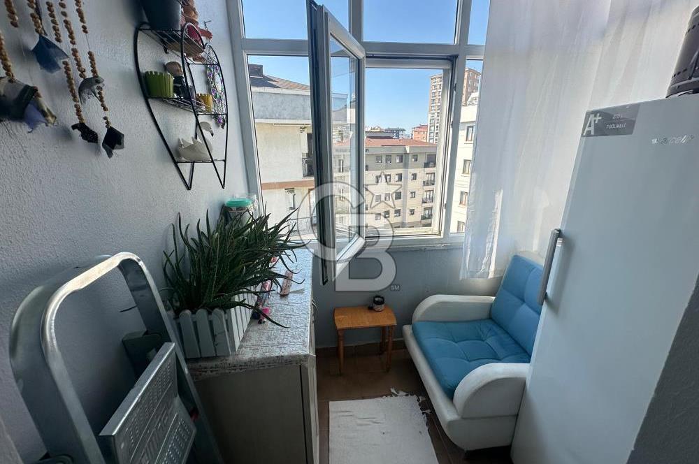 KARTAL KARLIKTEPE MAH. 3+1 NET 100 M2 ARAKAT SATILIK DAİRE
