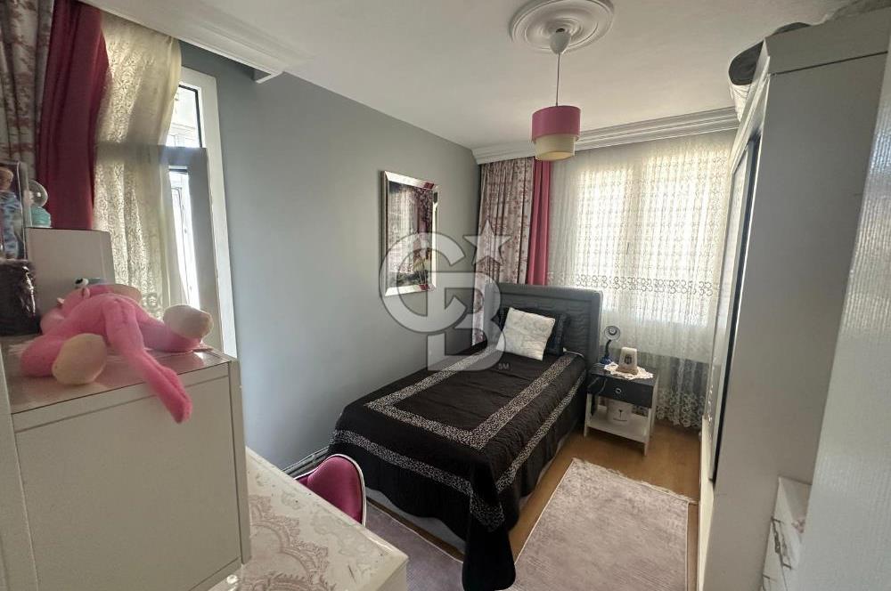KARTAL KARLIKTEPE MAH. 3+1 NET 100 M2 ARAKAT SATILIK DAİRE