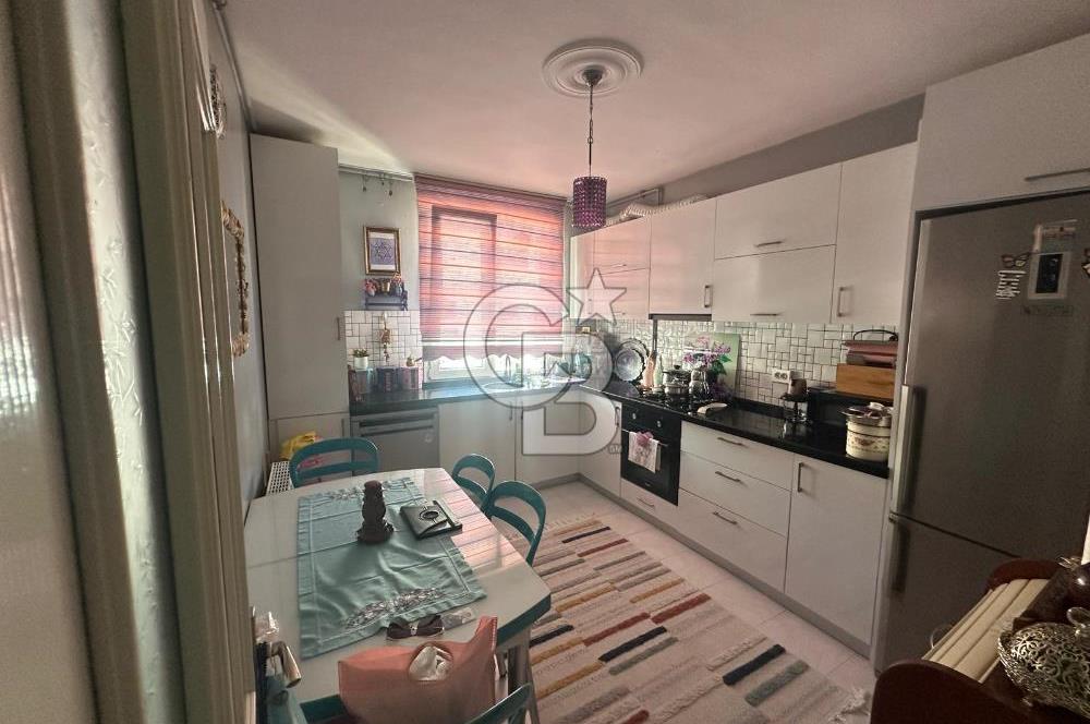 KARTAL KARLIKTEPE MAH. 3+1 NET 100 M2 ARAKAT SATILIK DAİRE