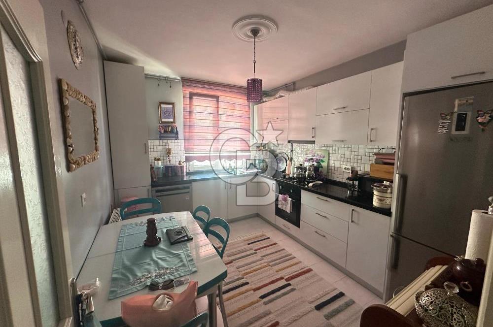 KARTAL KARLIKTEPE MAH. 3+1 NET 100 M2 ARAKAT SATILIK DAİRE