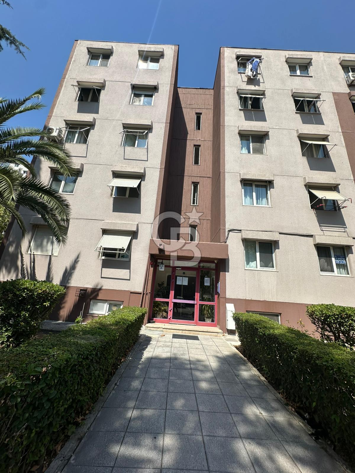 Ataköy 9.Kısım Kısa Bloklarda Kiralık 2+1 Daire