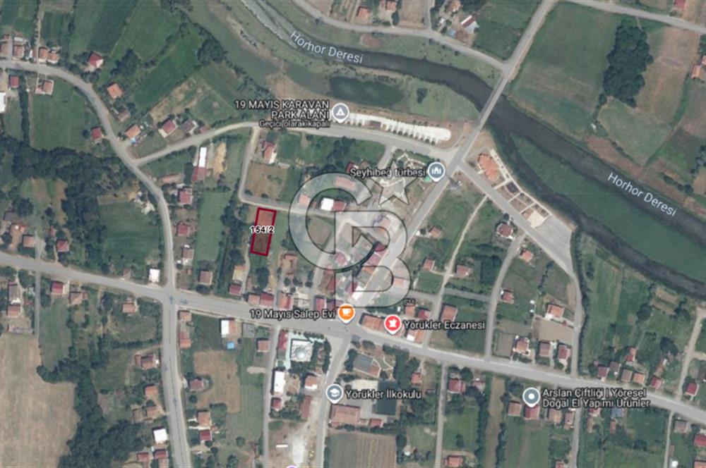 YÖRÜKLER'DE SAHİLE YAKIN 1.068 m² VİLLA İMARLI ARSA