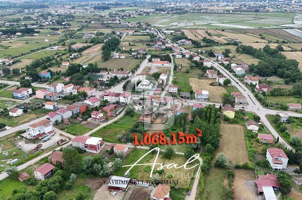 YÖRÜKLER'DE SAHİLE YAKIN 1.068 m² VİLLA İMARLI ARSA