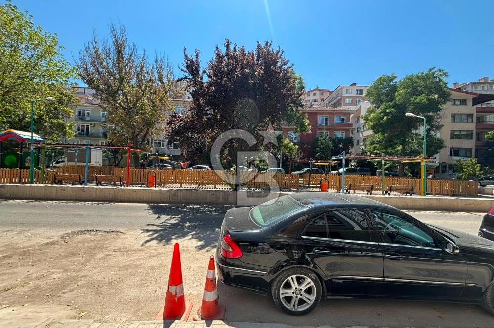 Çankaya İncesu Caddesi'nde Merkezi Konumda Sıfır 1,5+1 Çatı Dubleks