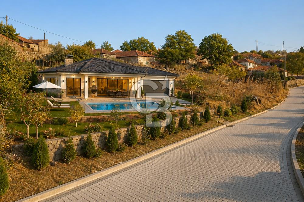 İzmir Bergama Köy Merkezi İmarlı Değerli Ve Fırsat 600 M2 Arsa
