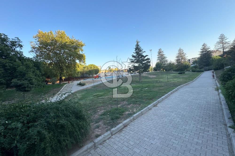 Buca Yaylacık'ta Satılık Park Manzaralı 3+1 Daire