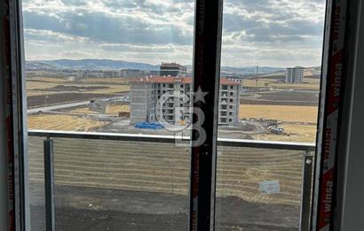 Ankara Çubuk Esenboğa'da Satılık 1+1 Site İçi Daire