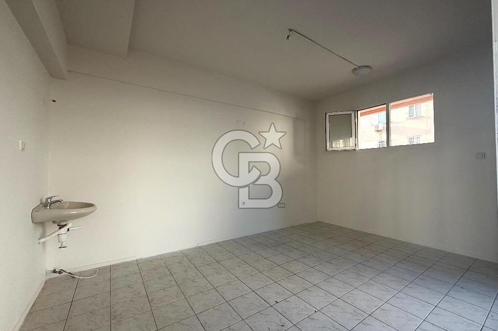 Balçova Kipa Avm ve Metro Yakını 20 m2 Satılık Dükkan