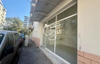 Balçova Kipa Avm ve Metro Yakını 20 m2 Satılık Dükkan