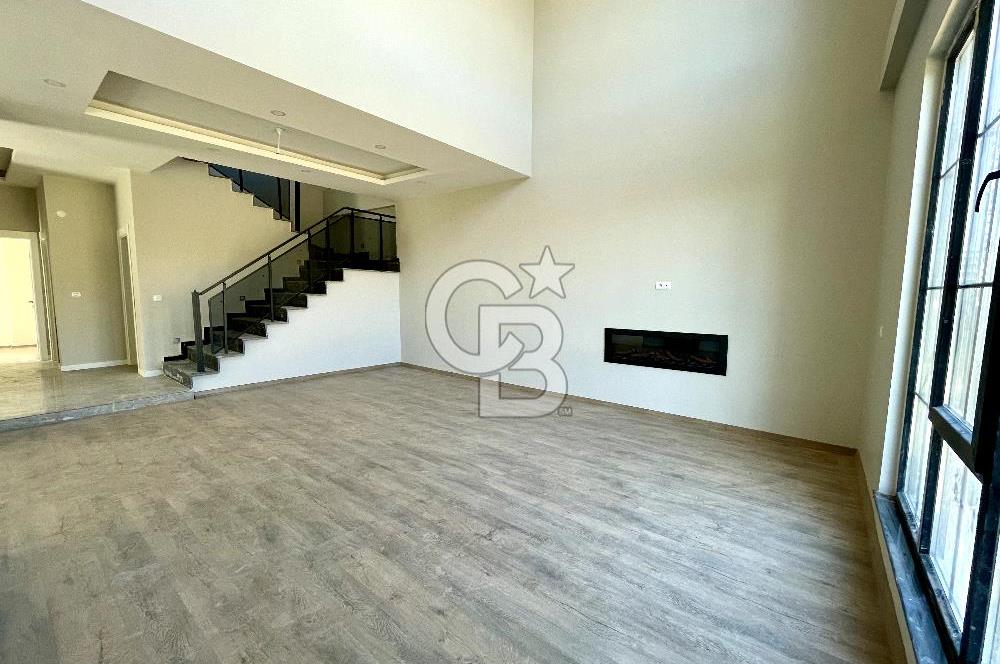 Aksaray Zafer Mahallesinde Satılık 5+1 Lüks Villa