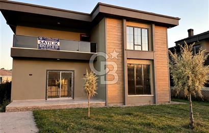 Aksaray Zafer Mahallesinde Satılık 5+1 Lüks Villa