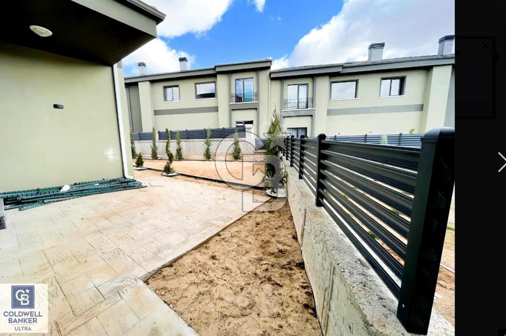 Aksaray Zafer Mahallesinde Satılık 5+1 Lüks Villa