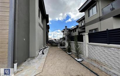Aksaray Zafer Mahallesinde Satılık 5+1 Lüks Villa