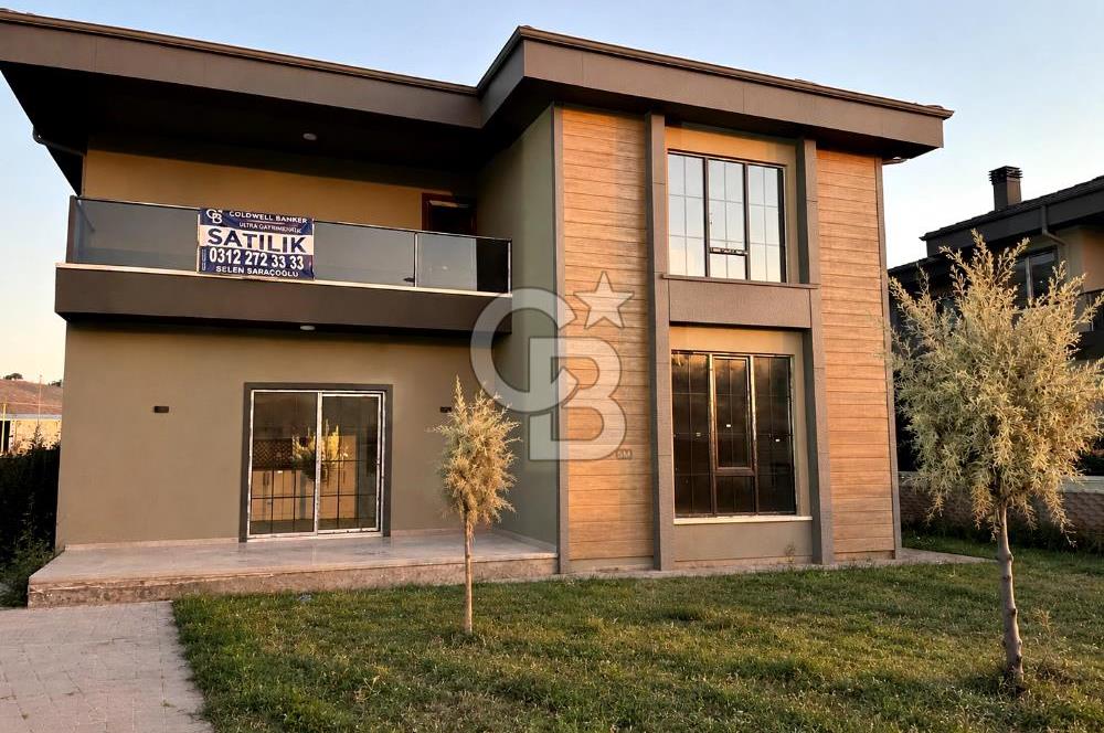 Aksaray Zafer Mahallesinde Satılık 5+1 Lüks Villa