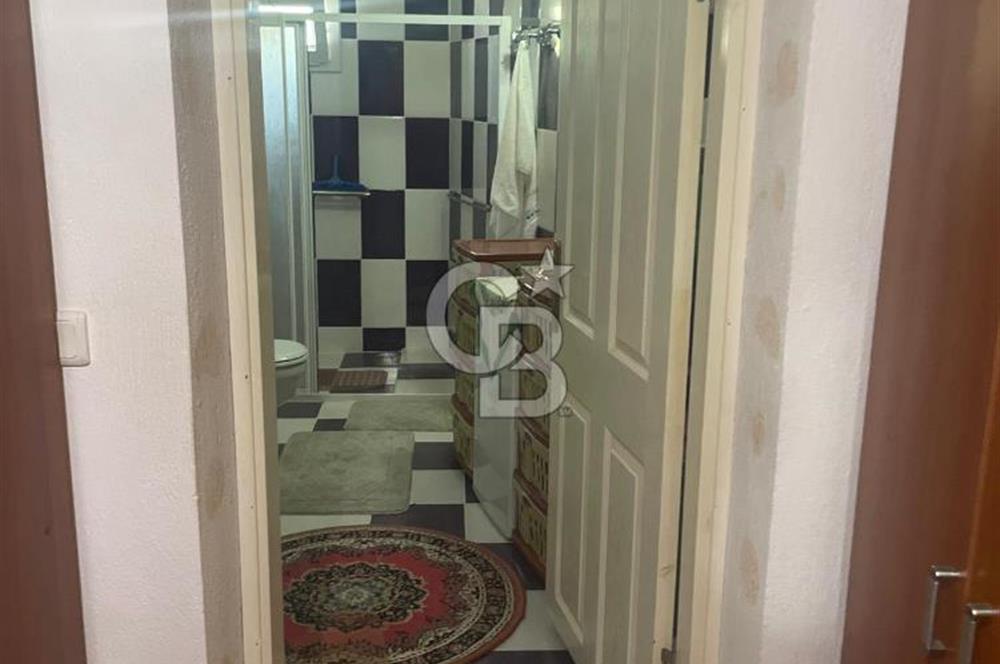 Kuşadası Kirazlı Köyü'nde 500 m² Arsalı, 6+2 Lüks Müstakil Ev